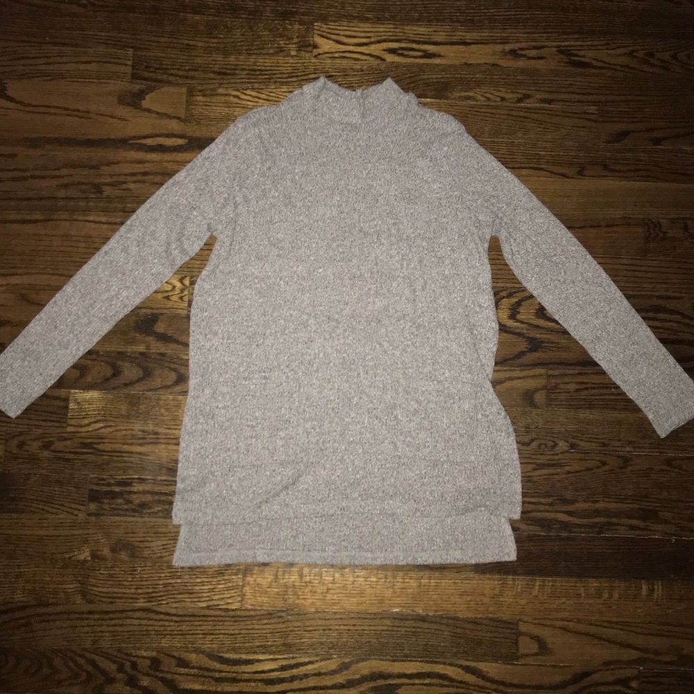 Thin Turtle Neck Sweater